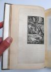 Voltaire (d.i. François Marie Arouet), La Pucelle d’Orléans. Poëme en vingt et un chants. Auf Pergament gedruckt. Édition ornée de figures gravées par Duplessis Berthault (d.i. Jean Duplessis-Bertaux (1747-1820).